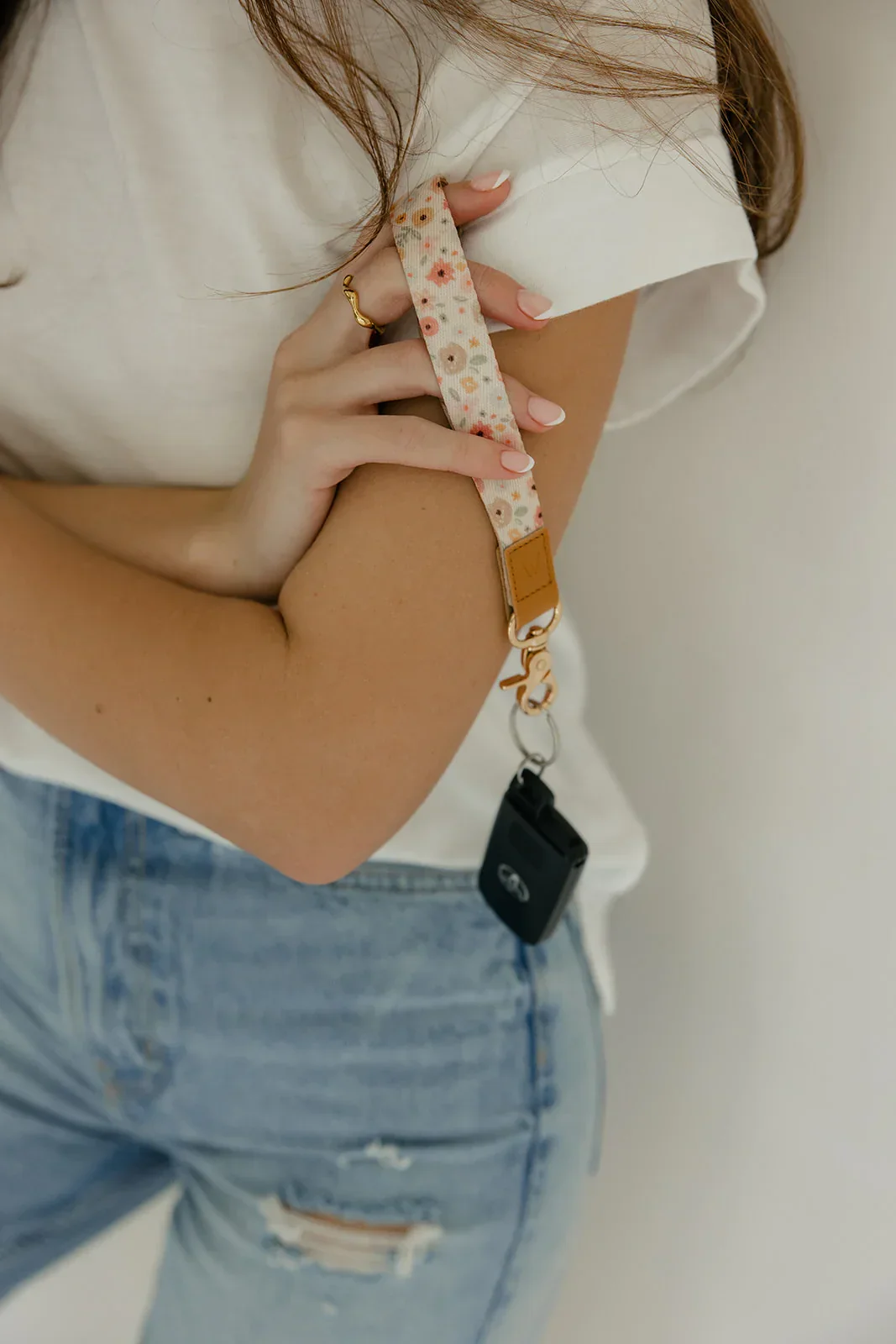 Buttercup Bouquet Wrist Lanyard - Image 2