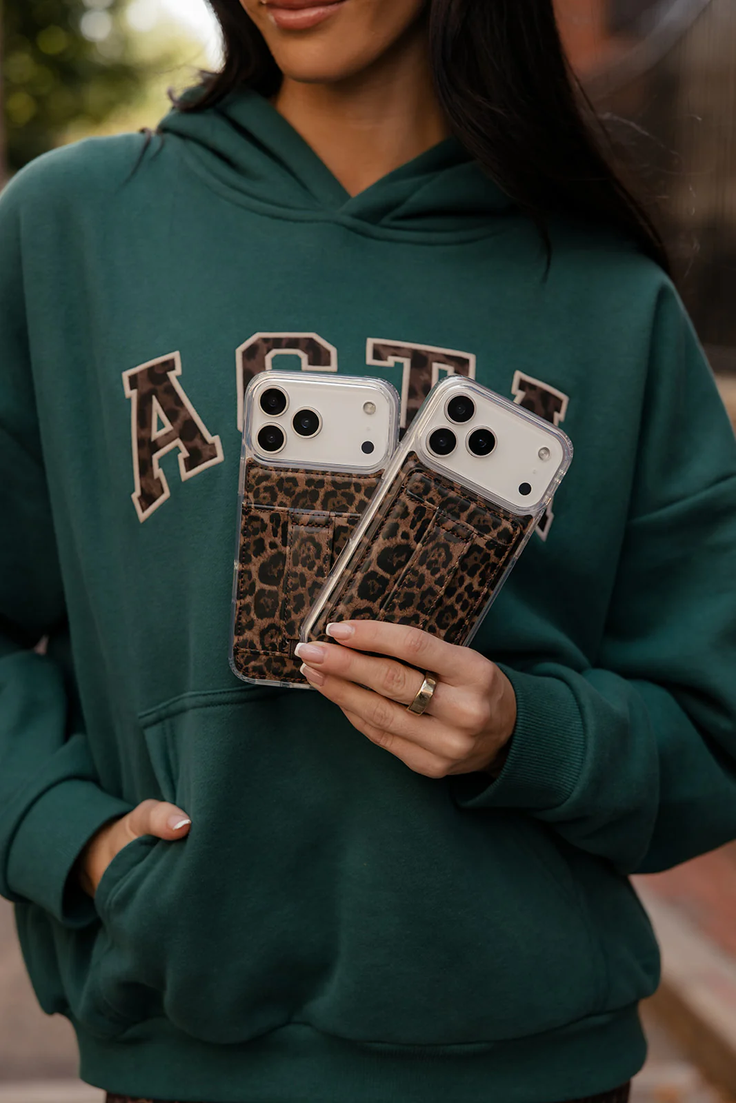 Leopard Magnetic Wallet - Image 4