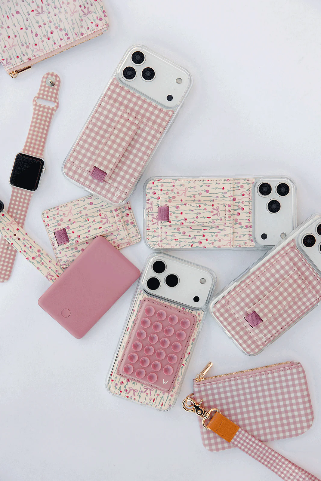 Blushing Gingham Magnetic Wallet - Image 4